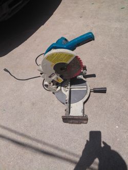 Makita 10 inches miter saw