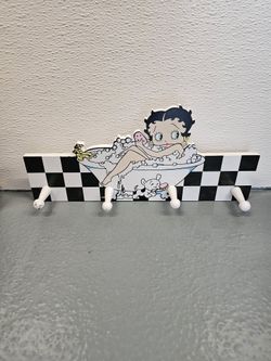 Vintage Betty Boop Bubblebath Woodcut Hanging Rack