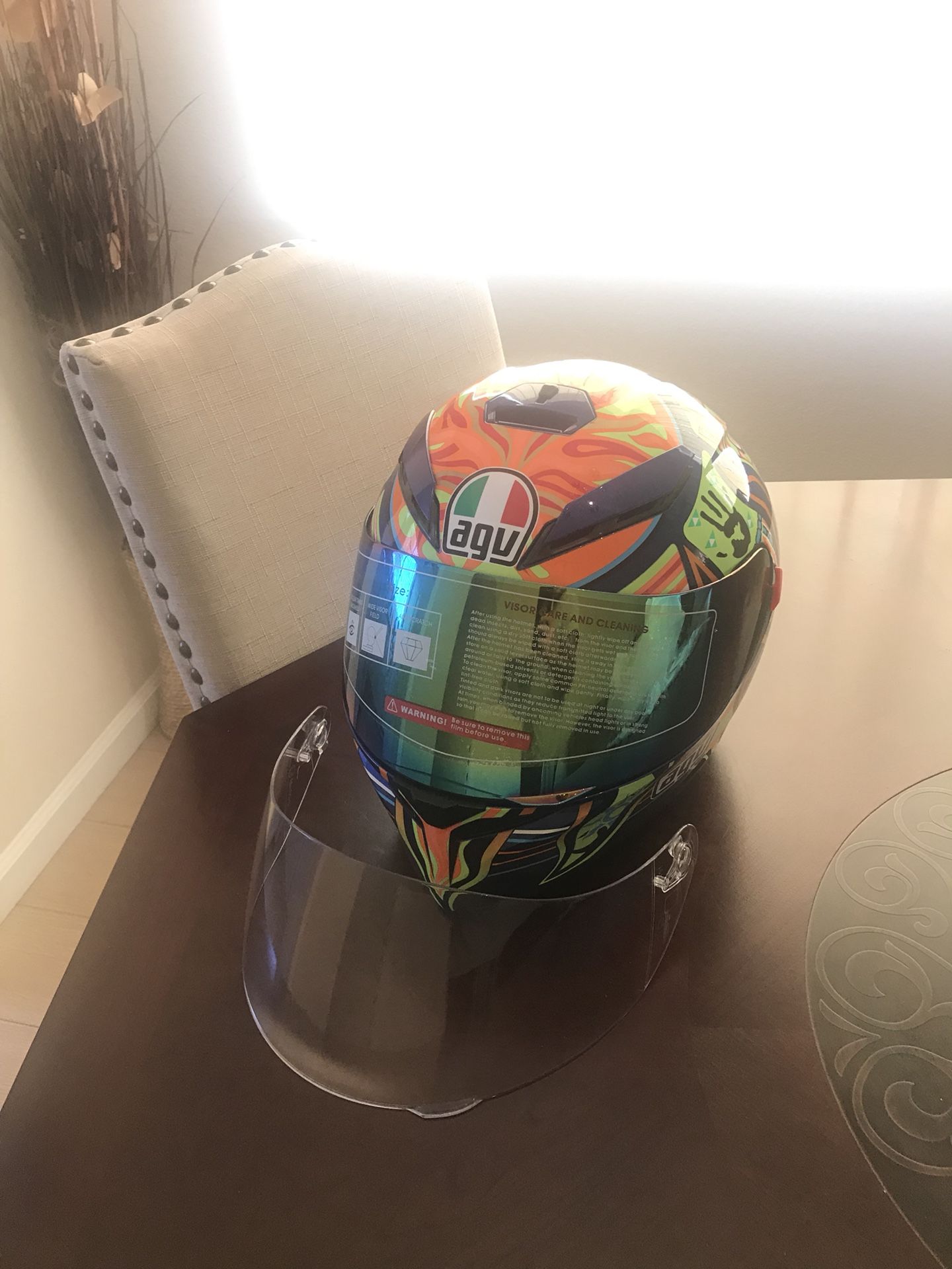 AGV K3 SV Valentino Rossi Five Continents Racing Motorcycle Helmet Size L in MINT Condition
