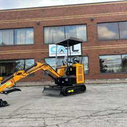 WHOLESALE PRICE BRAND NEW 1.5T MINI EXCAVATOR B&S Engine Gas