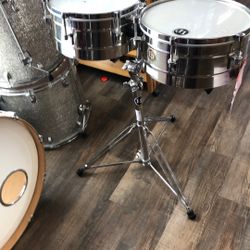 96091 LP LP257S Tito Puente 14” & 15” Stainless Steel Timbales W/ Stand (contact info removed)