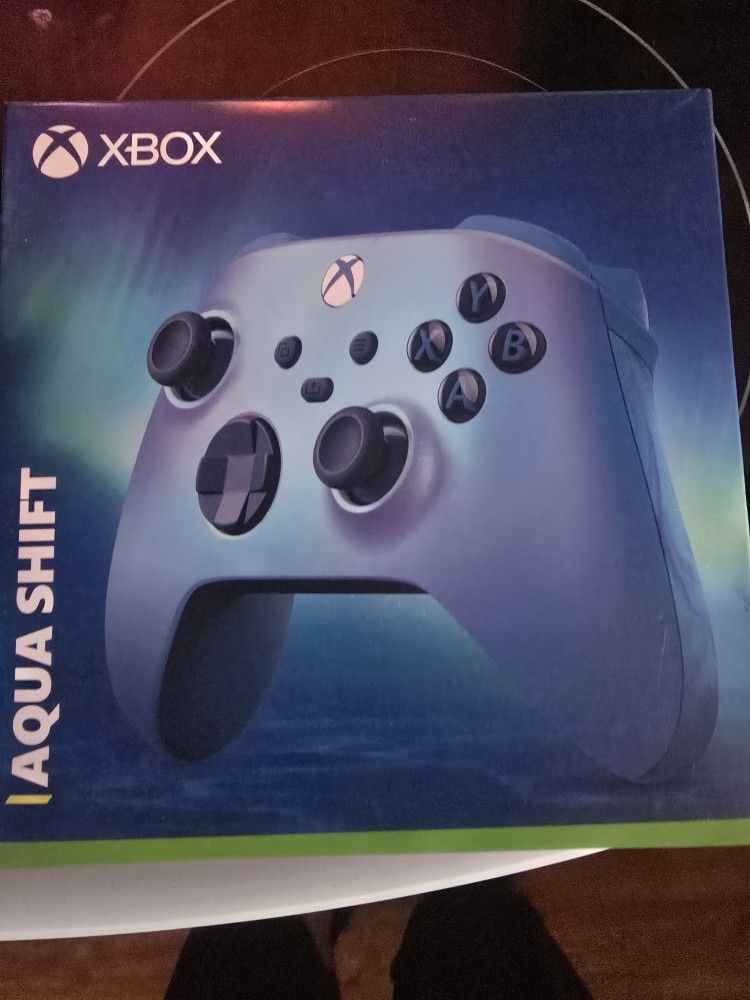 Microsoft XBOX Controller - Aqua Shift - Never Used - ORIGINAL Box And Accessories