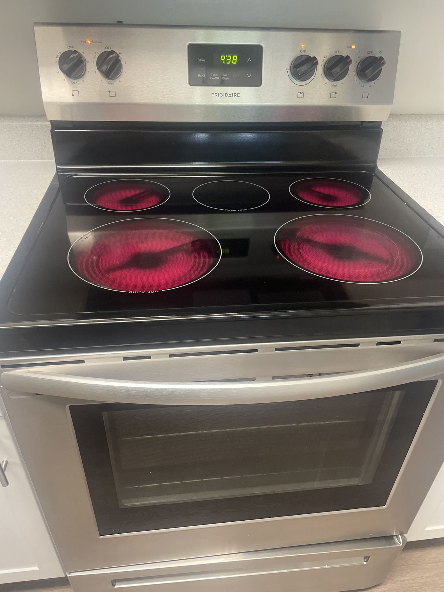Stove In Excellent Condition Only Used For 6months