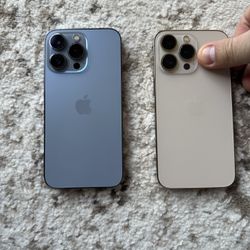 Selling iPhone 13 Pro 128GB Any Carrier Unlocked in Very Good Condition 