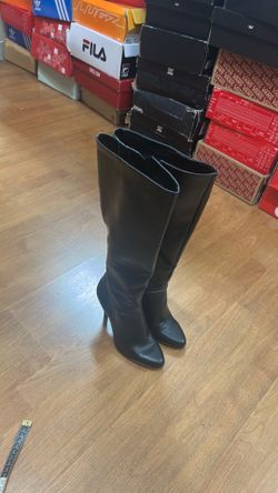 International concept long boots