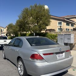 2004 BMW 745i