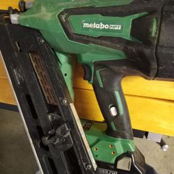  Nail Gun 