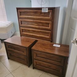 Bedroom Set -- Chest Of Drawers, 9-drawer Dresser & 2 Nightstands