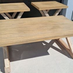 Free Delivery! 3 Piece Cocktail Table Set