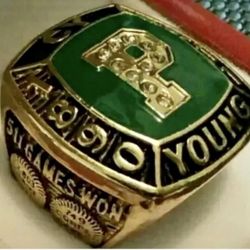 BRAND NEW!💯HAND-MADE✋CY YOUNG SIZE 11 VINTAGE HALL OF FAME 18K GOLD🌟BASEBALL RING WITH RING BOX AND 3 POSTERS BUNDLE SET!✨
