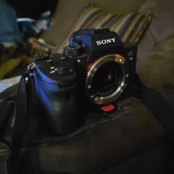 sony a73 camera  with lens and extras
