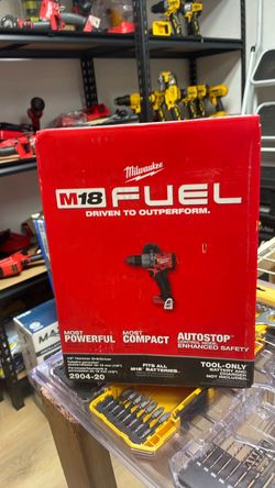 Milwaukee M18 FUEL 1/2" Hammer Drill Driver 2904-20