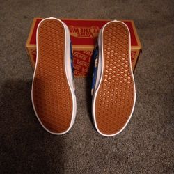 New Vans Never Used Size Women 9.5 In Men 8.9