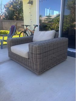 Restoration Hardware Provence Swivel Lounge Chair – FREE DELIVERY – Retail $2,800