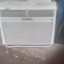 Large  Fridgedare Air Conditioner