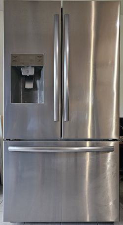 Winia French Door Bottom Mount Refrigerator 26 Cu Ft Stainless Steel