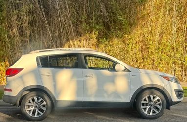 2014 Kia Sportage AWD - only 117k orig. miles!