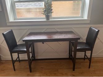 Brown wood Table + 2 leathered chairs