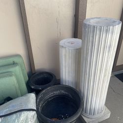 Outdoor decor items Send Offers
