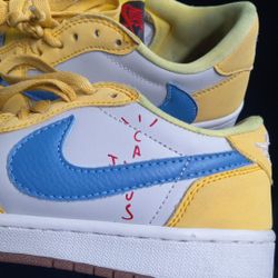 Travis SCOTT WOMEN 8.5