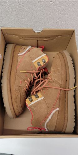 UGG Women's  sneaker boots. Sz 7.5 $140
