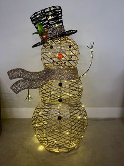LED Lit Rattan Snowman Christmas Yard Decor-42”