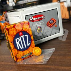 PHB PHB Midwest Of Cannon Falls “RITZ” Box W/Trinket