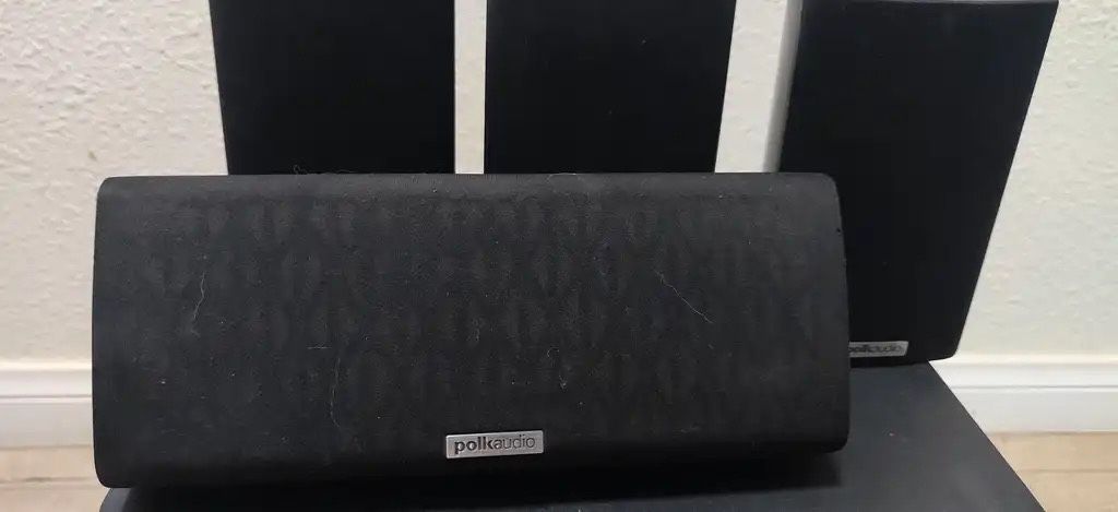 Polk Audio Speakers With Subwoofer