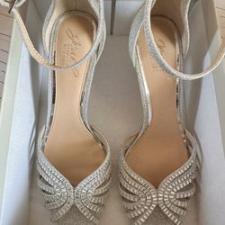 Jewel Badgley Mischka Silver Dress Heel Shoes 