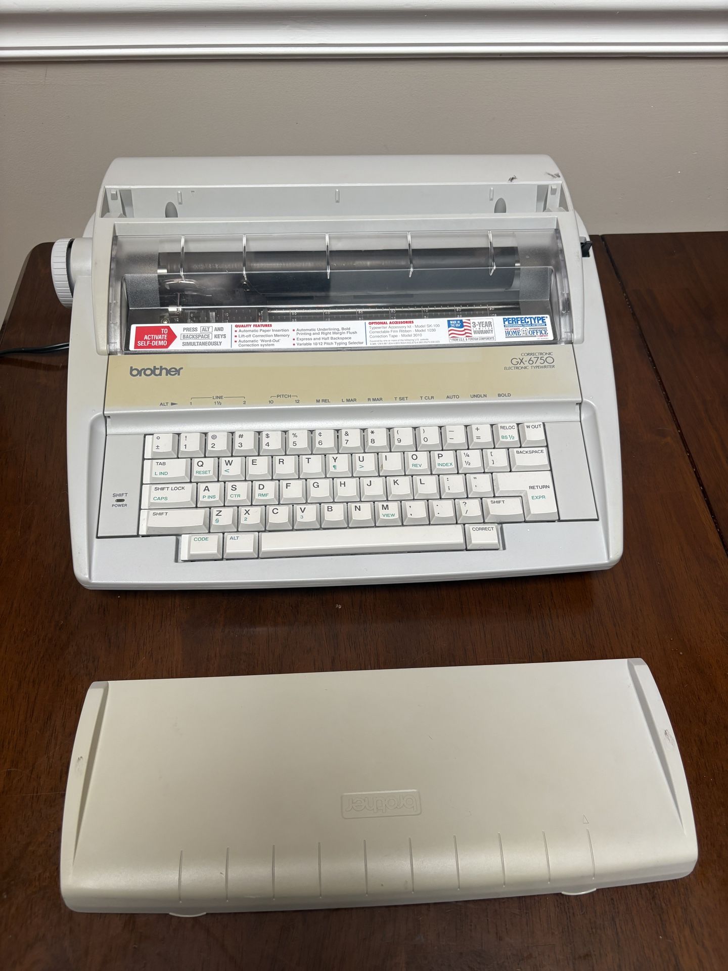 Brother Correctronic GX-6750 Electronic Typewriter With Cover Clean Tested Works
