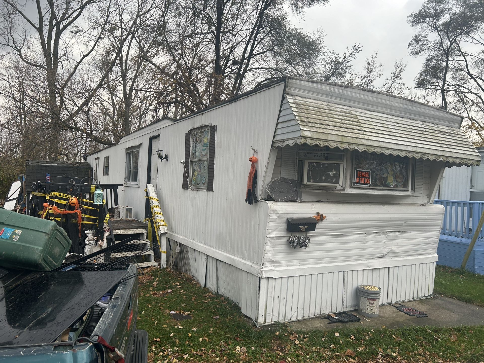 I’m Selling My Mobile Home Trailer So I Can Get A House If Anyone Is Interested Please Message Me The Whole Place Is Redone In Side Brand New Tub