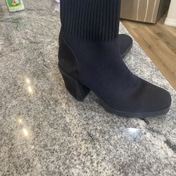 Girls Ankle Boot / Eileen Fisher Size 5