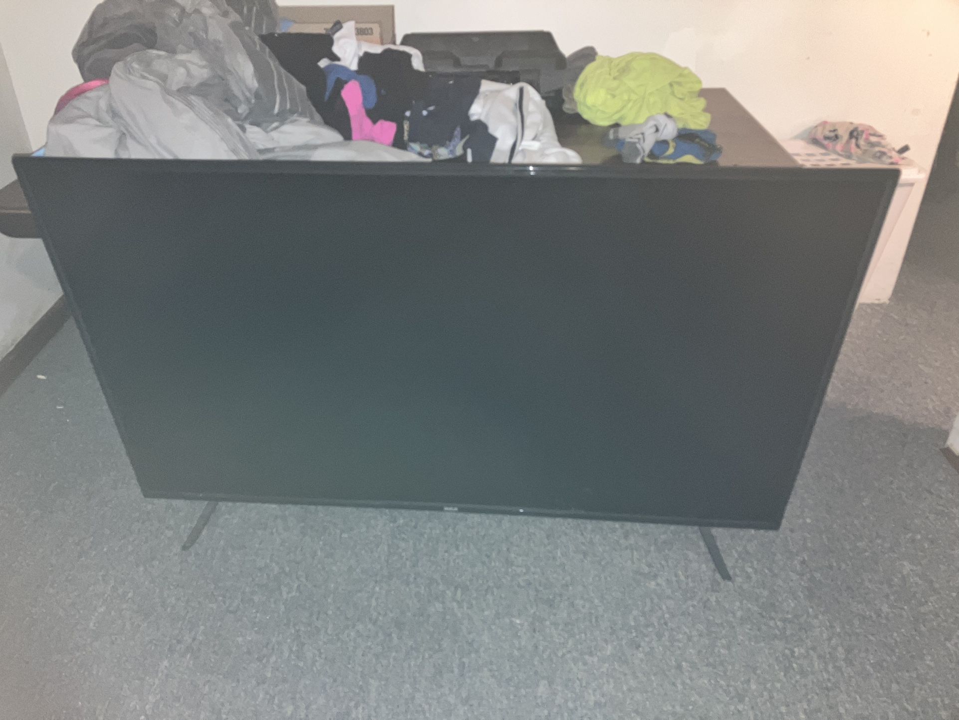 Rcv 65 Inc Flat Screen Tv