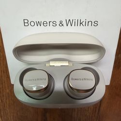 Bowers and Wilkins Pi8 Earbuds Audiophile Incredible Sound Noise Canceling
