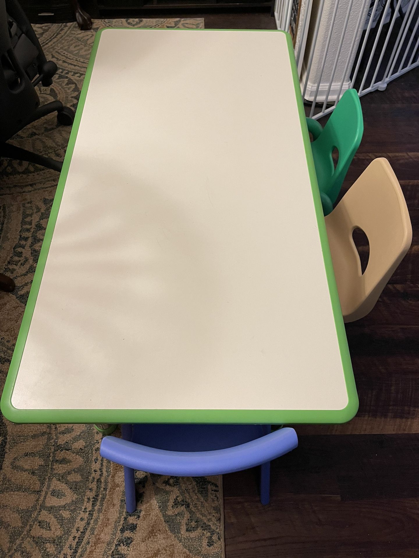 Children Toddler To 7 Adjustable Table With Chairs