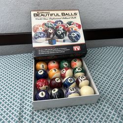 Set Of Billiard Balls “Elephant Beautiful Balls”