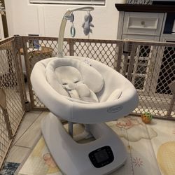 Graco Baby Swing