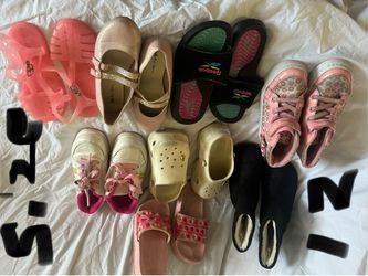 Girls shoes