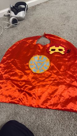 Cape and mask for 2-4 year olds