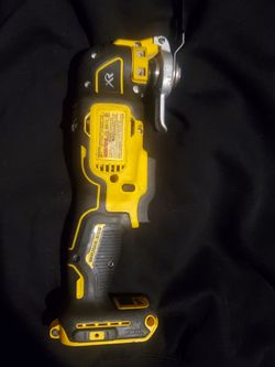 DEWALT  20V MAX  XR Brushless Oscillating Tool