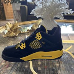 Epic Women’s Sneakers – Size 7 – Like New Condition – Only $45 🔥