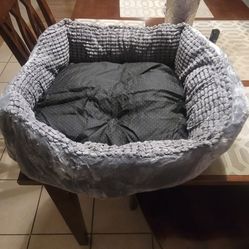Dog/ Cat Bed