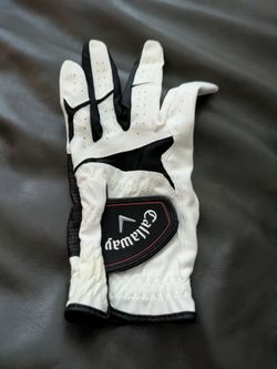 Callaway Left Hand Golf Gloves. 2M 1L