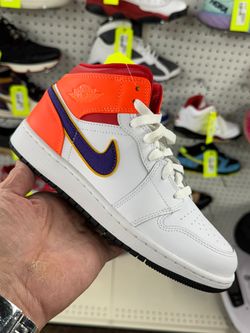 AIR JORDAN 1 MID ALTERNATE MULTI-COLOR GS SNEAKERS SIZE 5 USED