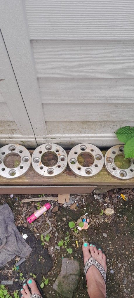 Universal Adapters 4 Lug 4x100