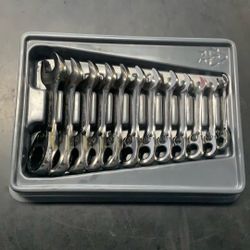 Blue Point 12 Piece Short Reversible Ratcheting Wrench Set BOERMS712