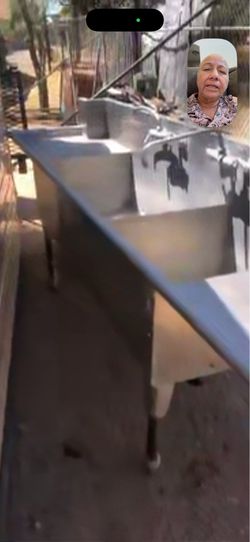 Stainless steel sink