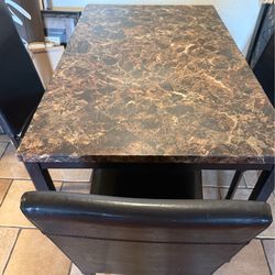 Dinner table with 3 chairs