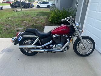 2004 Honda shadow vt1100