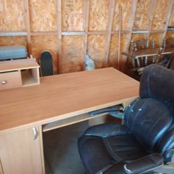 Desk And Chair 